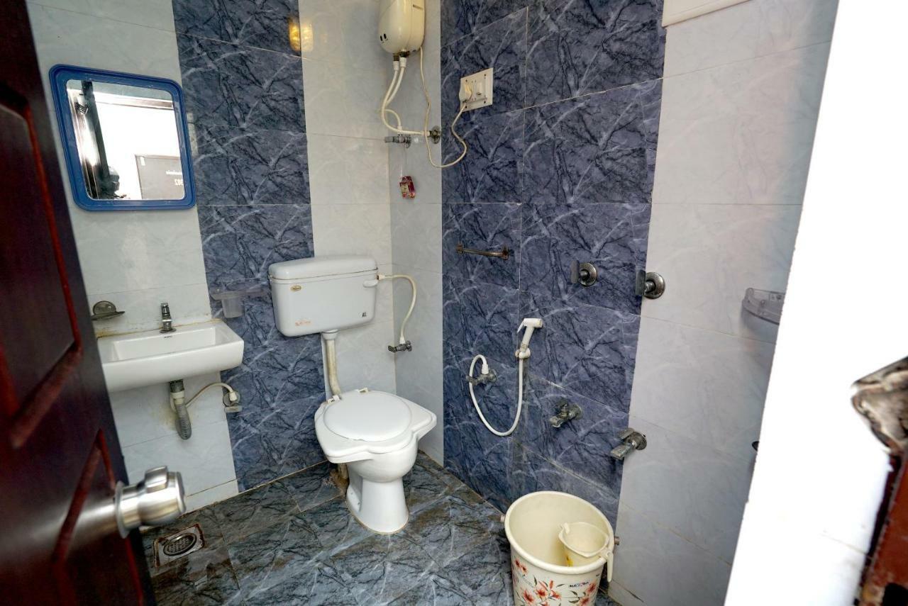 Hotel Royal Ahmedabad Ngoại thất bức ảnh
